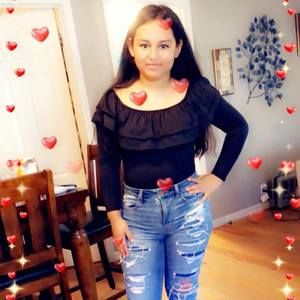 Meet your Posher, Amelia